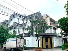 Hình ảnh Biệt thự DT khủng 180m2, Nguyễn Văn Khối, ngang 9m, giá 19 tỷ.