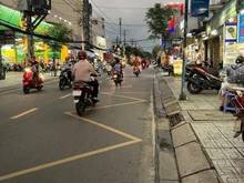 Hình ảnh cần bán gấp nhà MT Nguyễn Văn Quá. DT: 156m2 vị trí đẹp 11 tỷ tl