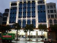 Hình ảnh Cần Cho thuê nhà 8 tầng mặt phố Trần Thái Tông, Cầu Giấy, Hà Nội.