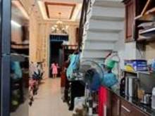 Hình ảnh Nhà khu an ninh Quận 1 TPHC giá rẻ, 34m2. Hẻm gần mặt tiền kinh doanh.