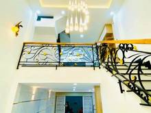 Hình ảnh Bán Villa Nguyễn Trọng Tuyển. Nhà đẹp 4 tầng. Ngang rộng 7.2m