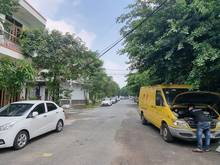 Hình ảnh Nhà Hẻm Nhựa 10m, Ngay Cầu Tham Lương Quận 12, 80m2 Ngang 8m, 4 Tầng.