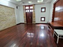 Hình ảnh Cho Thuê nhà mặt tiền Hẻm xe tải 1076A Cách Mạng Tháng 8 ,Tân Bình