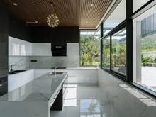 Hình ảnh Kẹt tiền cần bán gấp nhà mặt tiền Phường Nguyễn Cư Trinh, Quận 1