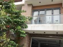 Hình ảnh Cho Thuê Biệt Thự Đẹp Nguyễn Thái Bình, 12x25m, 3 lầu, sân vườn rộng