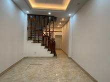 Hình ảnh Chính chủ cần bán gấp căn nhà xây mới 5 tầng trong ngõ 175 Bát Khối
