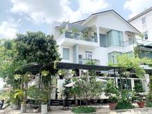Hình ảnh Biệt thự đẹp MT, lô góc Q8, 234m2, 3 tầng, ngang gần 13m , 16 tỷ.