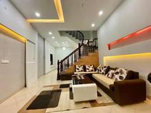 Hình ảnh bán nhà hxh thông 2 tầng đường Bà Hạt phường 8 quận 10