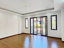 Hình ảnh Phân lô víp hoàng cầu, 7 tầng thang máy, 80m2, ô tô kinh doanh, 17 tỷ