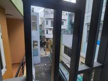 Hình ảnh Cho thuê nhà hẻm xe hơi Trần Phú 2pn 2wc Q5