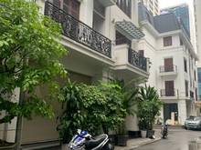 Hình ảnh Cho thuê nhà LK 90 Nguyễn Tuân, DT 68m, 5T, thông sàn, thang máy. 45tr