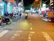 Hình ảnh Chính chủ Bán nhà MT Lê Thị Hoa 240m2, ngang 7.5 dài 32, 3 tầng,  17.6