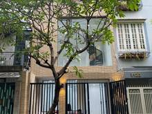 Hình ảnh Chủ nhà cần bán gắp nhà 4 tầng Lê Thị Riêng, Q1. Ngang 6m nhà mới 90%