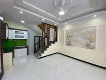 Hình ảnh Nhà 5 Tầng Bát Khối, Long Biên - Ngõ thông - 20m ra Ô tÔ - 1.95 Tỷ