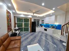 Hình ảnh Nhà Đẹp Phố Nguyễn Khang,Yên Hoà ,Cầu Giấy;DT 55Mx5T Giá 6.2 Tỷ