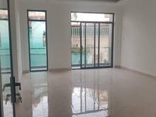 Hình ảnh Gấp bán nhà 4 tầng kế bên CV Hoàng Văn Thụ, ngang 4m8, nhỉnh 9 tỷ.