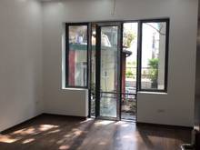 Hình ảnh Bán nhanh nhà đẹp ngõ 173 Hoàng Hoa Thám, giá 4.7 tỷ, 34m2x5T, ngõ tho