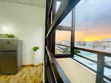 Hình ảnh CHDV Balcon Gía Rẽ - Ngay Phan Đăng Lưu - Q. Phú Nhuận