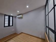 Hình ảnh Bán Nhà Riêng Gò Vấp, 3 Tầng, Kinh doanh sầm uất, giá chỉ 2 tỷ 800