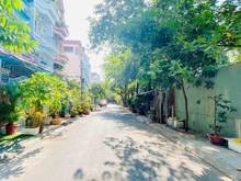 Hình ảnh Gấp bán nhà Nguyễn Phúc Chu, hẻm 8m, vỉa hè 2m, 4 tầng, tặng nội thất.