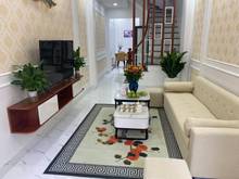 Hình ảnh Nhà đẹp, đầy đủ nộị thất mặt ngõ thông kinh doanh phố Kim Mã, Ba Đình.