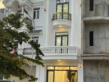 Hình ảnh Bán Nhà Tân Cổ Điển 80 m2 - Tặng Full Nội Thất