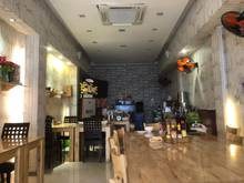 Hình ảnh Bán gắp nhà 2 MT trung tâm Quận 3. DT 4.2*8 gía RẺ