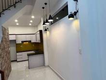 Hình ảnh Chỉ 6tỷxx Lạc Long Quân 45m2 xây 4 tầng 4 PN Ô TÔ đậu cửa LÔ GÓC VIP