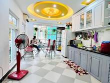 Hình ảnh Bán nhà chính chủ phố Yên Lạc, Hai Bà Trưng, 6T, lô góc, ở sướng, ô tô