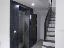 Hình ảnh Cho thuê nhà Doãn Kế Thiên DT 80m 8 tầng có thang máy Giá 65tr