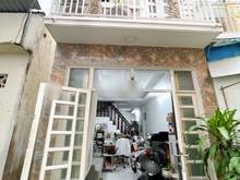 Hình ảnh Hoàng Hoa Thám, 3x10m, 1 lầu, 2PN-2WC, 3 máy lạnh, nội thất cơ bản.