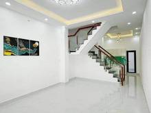 Hình ảnh Bán nhà đẹp CMT8 4 x 11 ngang nở hậu 4m 3pn gấp bán.