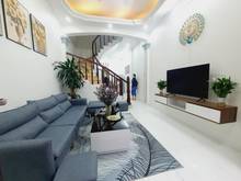 Hình ảnh Địa chỉ mặt phố Thanh Lân, cách 10m, nhà 5 tầng cực thoáng, giá 3 tỷ.