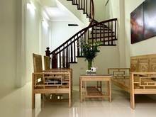 Hình ảnh Bán Nhà Ngõ 445 Nguyễn Khang. 40mx4T. MT: 3.5m. Giá: 4.8 tỷ.