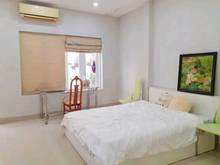 Hình ảnh Bán nhà đường Ngô Gia Tự Quận 10 hẻm xe hơi 48m 4 tầng chỉ 10.1 tỷ.