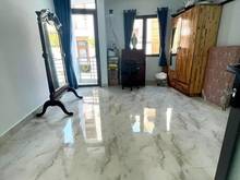 Hình ảnh Bàn Nhà Đẹp Mê Ly Trung Tâm Gò Vấp