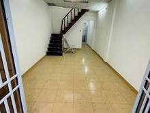 Hình ảnh Định cư cần bán gấp nhà hẻm ba gác xịn xò đường Cách Mạng Tháng 8 Quậ