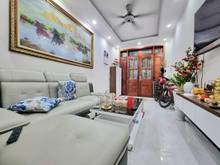 Hình ảnh Bán nhà Chính Kinh, Thanh Xuân, 47m2, NHÀ ĐẸP, FULL NỘI THẤT, GẦN PHỐ.