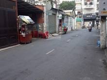 Hình ảnh Gia đình kẹt tiền bán gấp nhà Trần Quang Diệu Q3