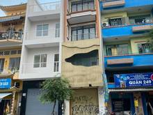 Hình ảnh Cho Thuê Nguyên Căn Mặt Tiền Đường Trương Quốc Dung Quận Phú Nhuận