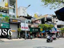 Hình ảnh Xuất cảnh bán nhà MT Nguyễn Tri Phương, P4, Q10 đoạn đẹp nhất con đườn