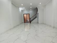 Hình ảnh Nhàn mới, Thang máy, Ô tô đỗ cổng, 40M, MT 4.2M, 7,0 TỶ.