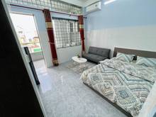 Hình ảnh CHDV cửa sổ ban công thoáng mát quận Phú Nhuận