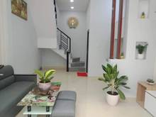 Hình ảnh Nhượng gấp nhà 1 lầU 3PN Đ.Bành Văn Trân Q. TB 65m2 gần chợ hẻm 5m,SHR