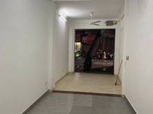 Hình ảnh Cho thuê cửa hàng mặt đường Đê La Thành - Ngọc Khánh - Ba Đình -