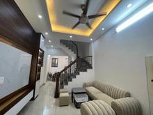 Hình ảnh Bán nhà riêng 35m2x 5tầng TÂY SƠN - gần phố - ngõ thông rộng
