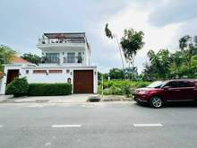 Hình ảnh Cần bán khuôn đất đẹp MT đường chính P. An Phú Q.2, 12x20m, 180tr/m2