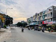 Hình ảnh MTKD Đường 30m, 4Tầng BTCT, 114m2 Ngang 6m, Ngay Chợ Bình Thành.