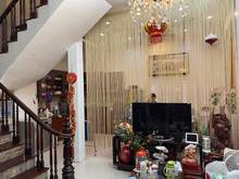 Hình ảnh Bán gấp nhà đẹp, gần mặt phố lớn, an sinh đỉnh.