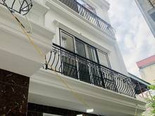 Hình ảnh Phố  Gia Thụy -Nhà Mới- Sát Phố 47 m-4 Tầng -4 tỷ